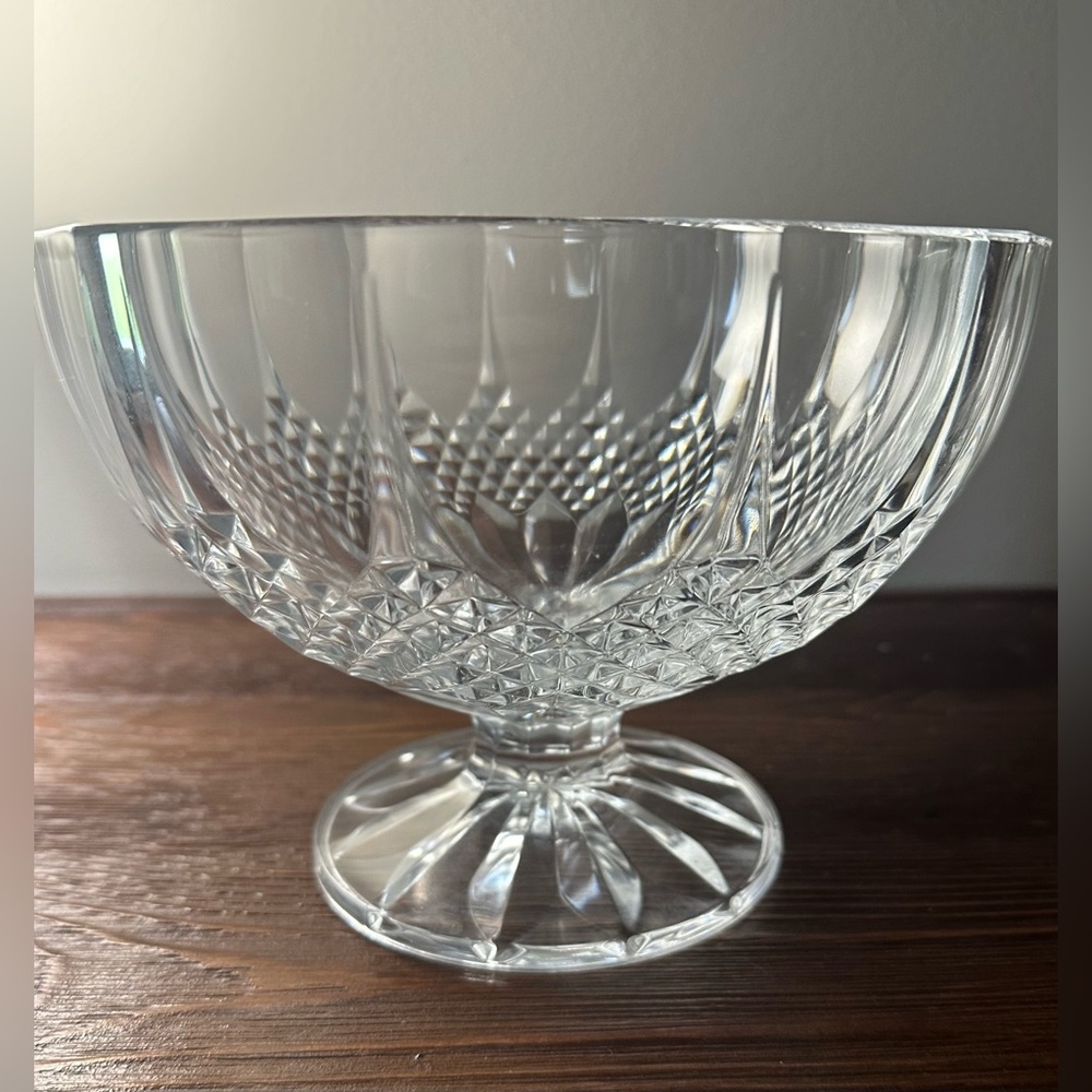 CRISTAL D'ARQUES-DURAND Long Champ 8" Crystal Footed Bowl